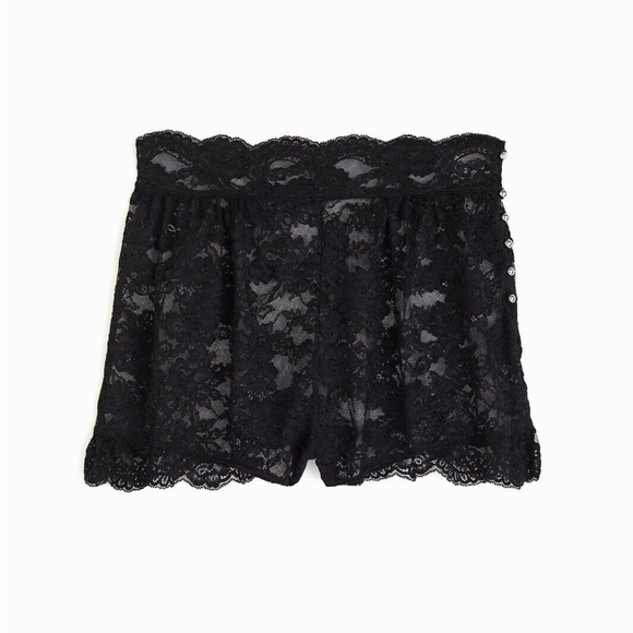 Paco x H&M lace shorts - Picture 3 of 5